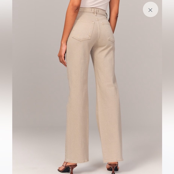 Abercrombie & Fitch Women's Tan Jeans - Picture 2 of 5